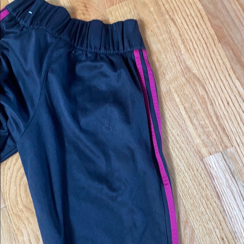 Adidas women’s small soccer pants - Picture 3 of 7